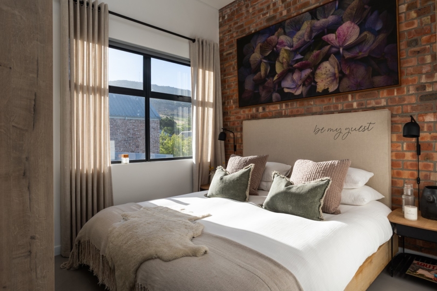 3 Bedroom Property for Sale in Lemoenkloof Western Cape